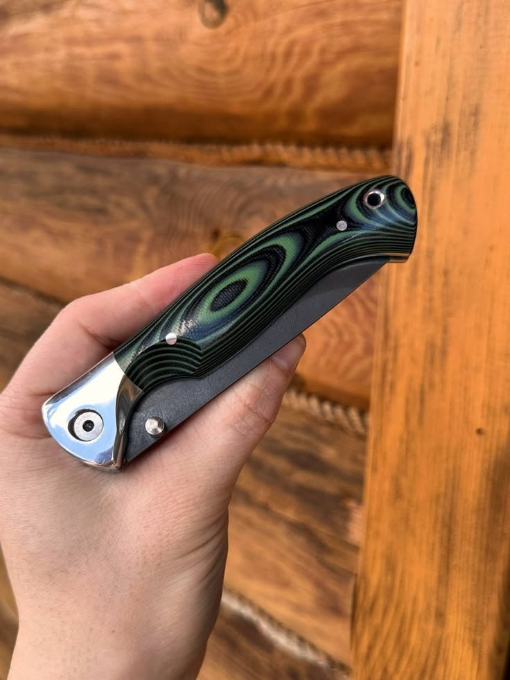 Folding knife with micarta Handle - Image 2
